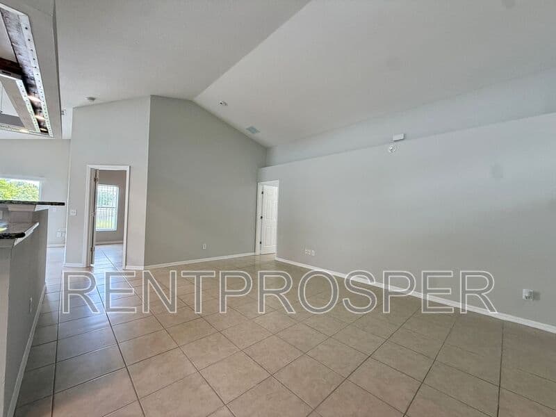Kissimmee House: 4059 Sunny Day Way