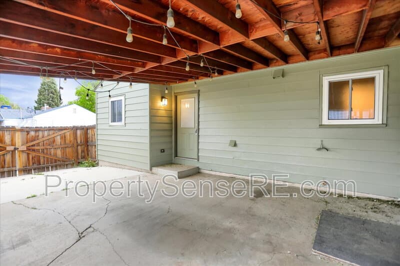 Denver House: 1333 South Xavier Street