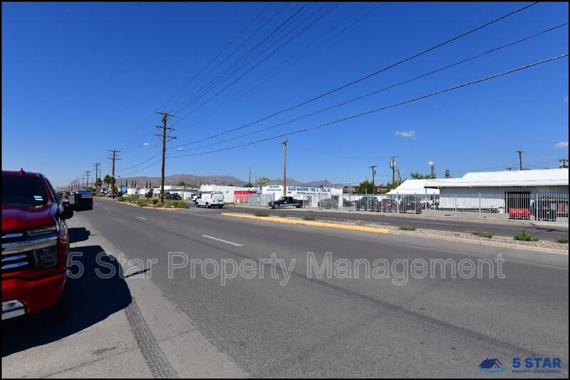 El Paso Condo: 6806 Alameda Ave