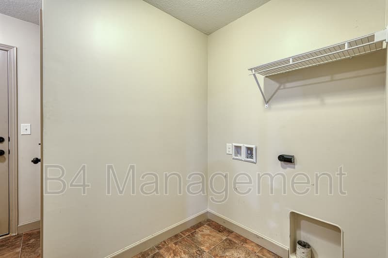 Inman House: 151 Harvest Ridge Drive