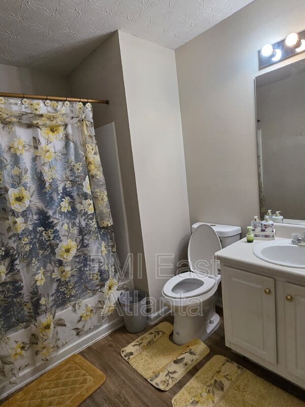 Covington House: 70 Desota Drive