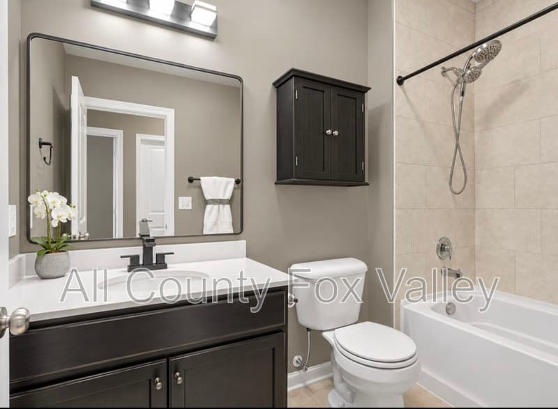 South Elgin Townhome: 504 Comstock Road
