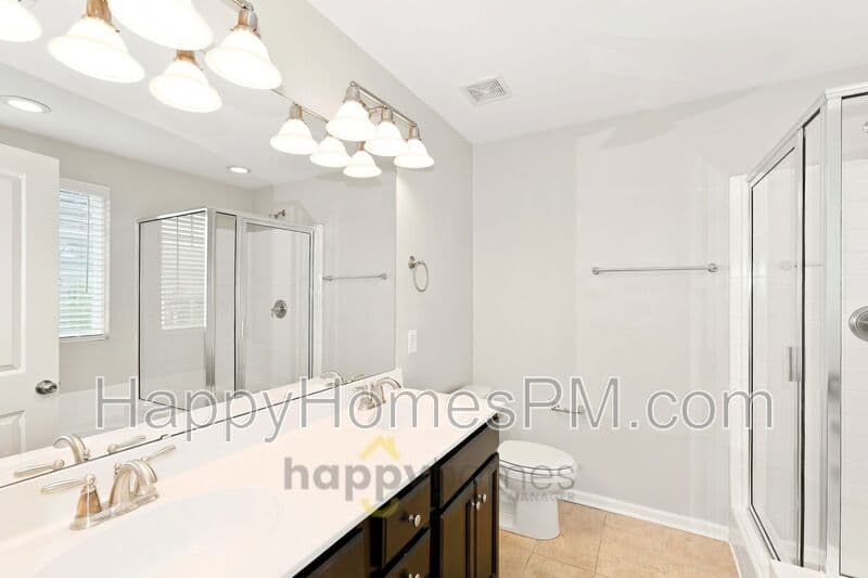 Summerville House: 9013 Cat Tail Pond Road