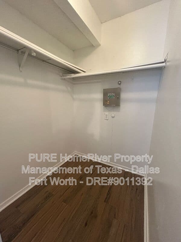 Rockwall House: 116 Windmill Ridge Drive