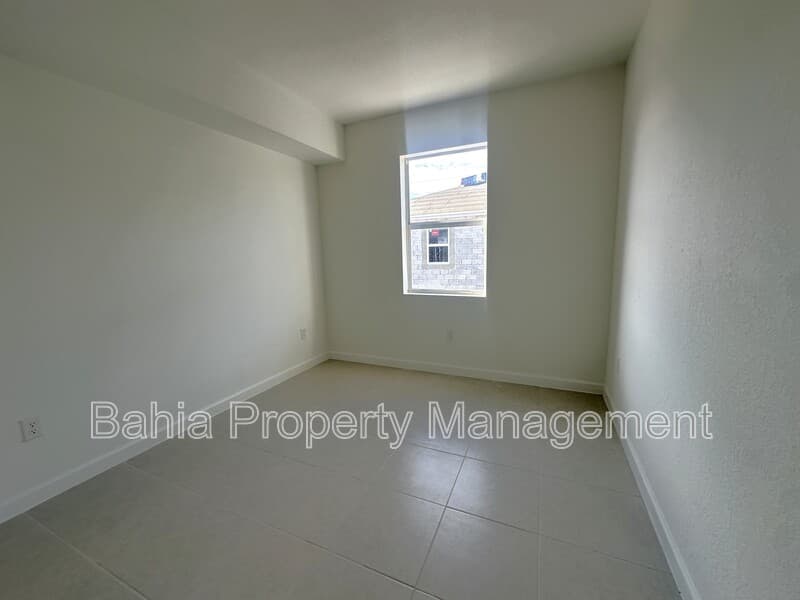 Homestead Condo: 15589 SW 280th St