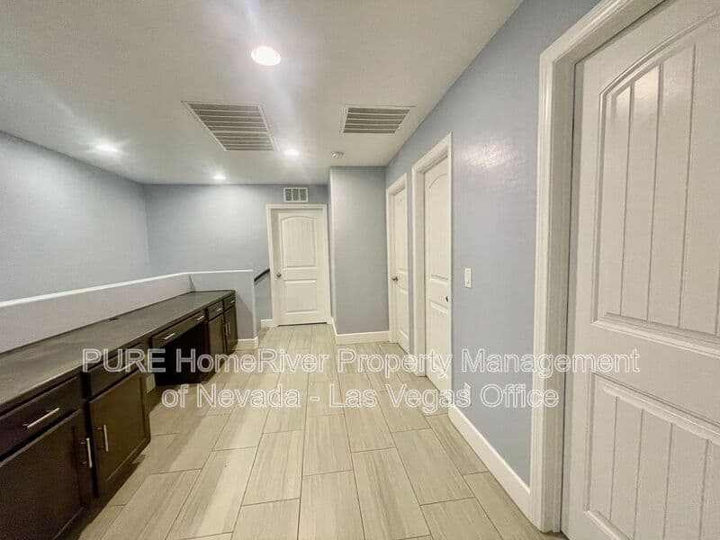 Las Vegas House: 8971 Whitten Park Ave