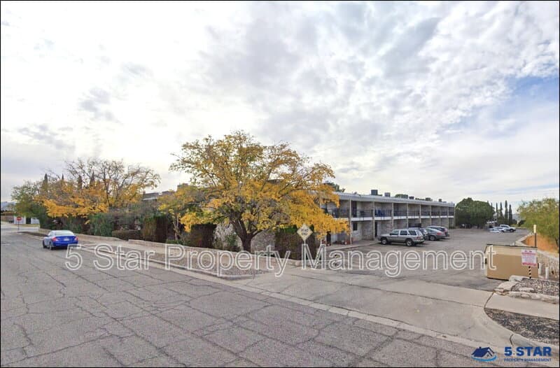 El Paso Condo: 6700 Escondido Drive