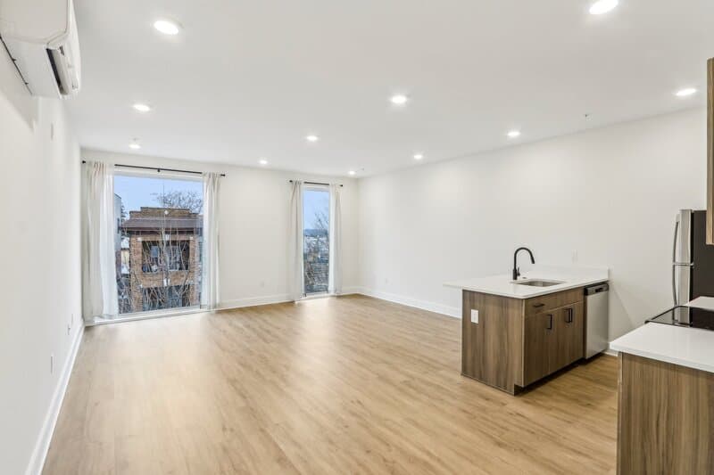 Philadelphia Condo: 6155 Ridge Avenue - 309
