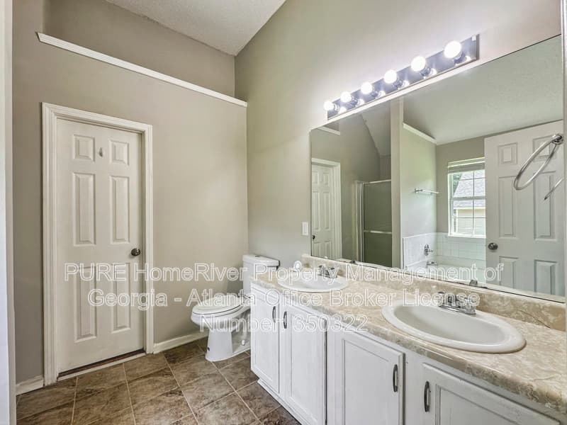 Mcdonough House: 1017 Maris Ln