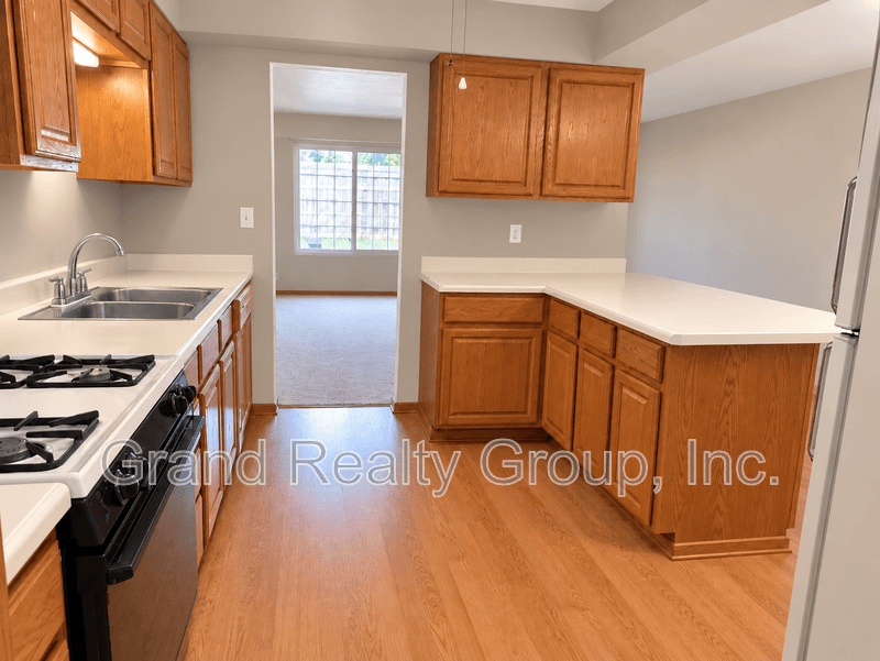 Ingleside House: 34838 Catherine Street