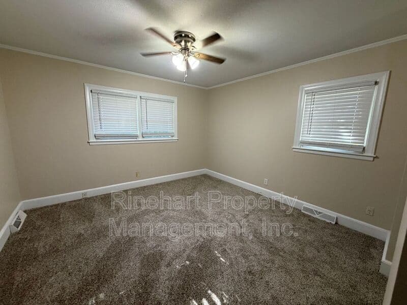 Rock Hill House: 274 Twin Lakes Road