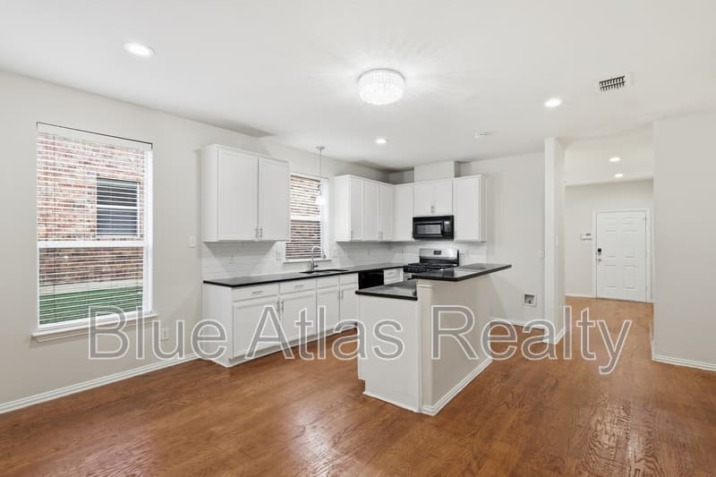 Frisco House: 2248 Jaguar Drive