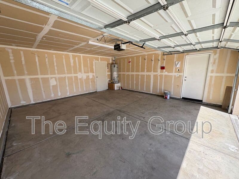 Tulare House: 2314 Cape Canyon Avenue