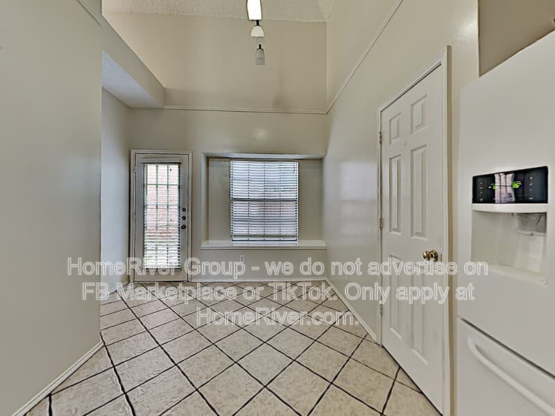 Coppell House: 343 Alex Dr