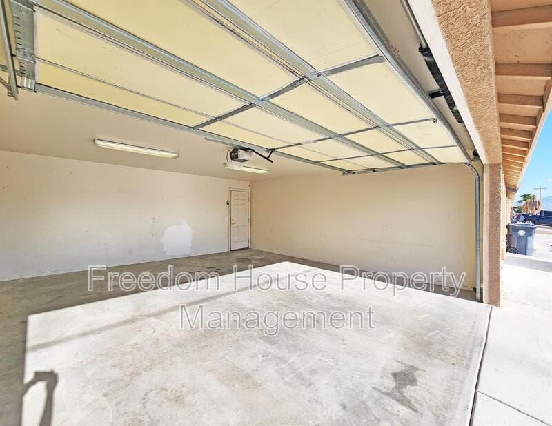 Pahrump Condo: 1120 Red Butte Street