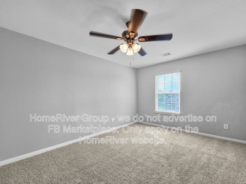 Houston House: 10311 Urban Oak Trl