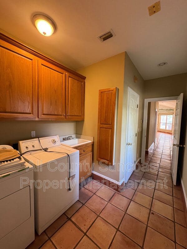 Tallahassee House: 2600 Lucerne Dr