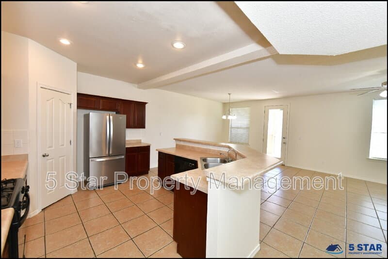 El Paso House: 736 Draco Pl !!
