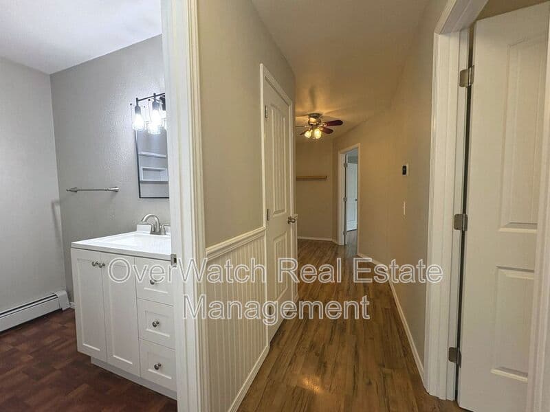 Anchorage Condo: 6121 De Armoun Rd
