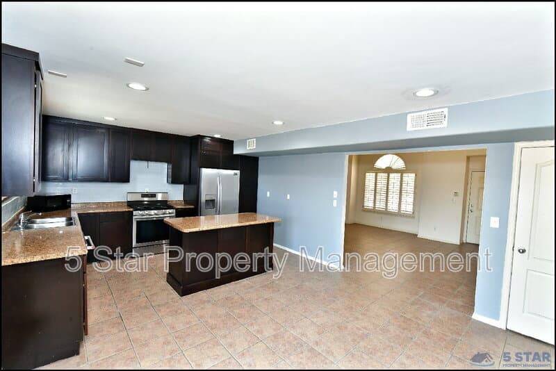 El Paso House: 6372 Franklin Ridge Dr !!