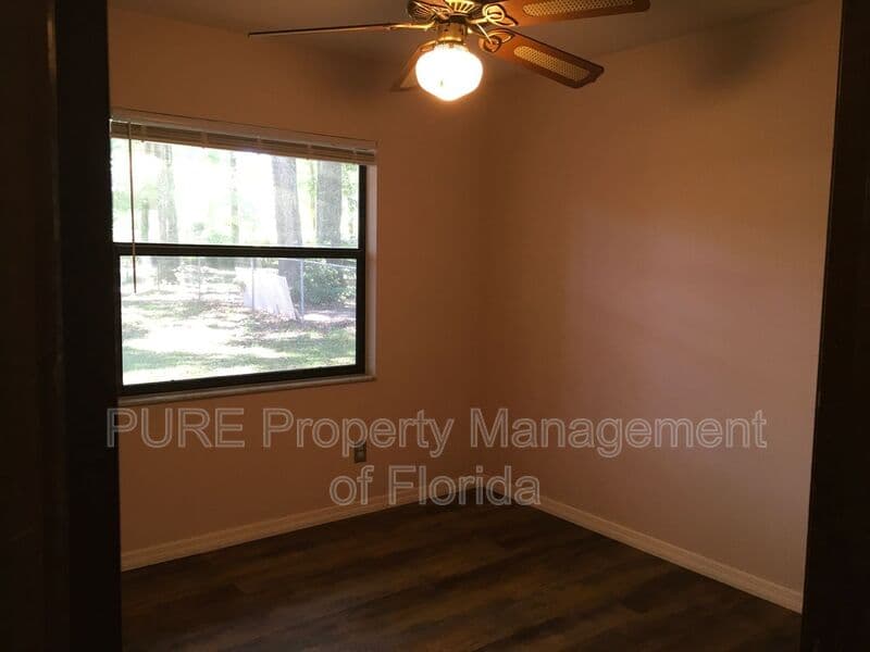 Ocala House: 3242 NE 32 Avenue