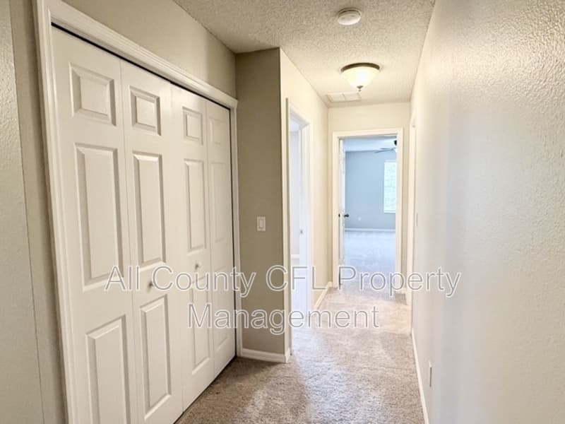 Orlando Townhome: 12720 Lexington Summit Street