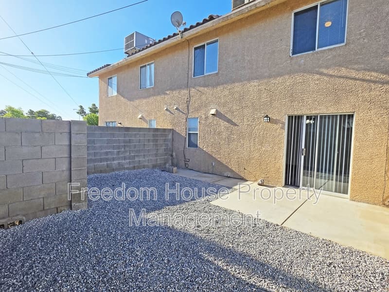 Pahrump Condo: 670 Bourbon Street - 2