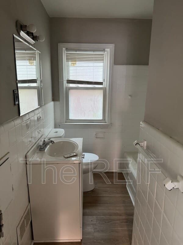 Detroit House: 13137 Elmdale Street