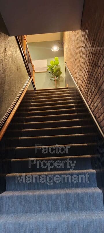 North Mankato Condo: 237 1/2 Belgrade Ave