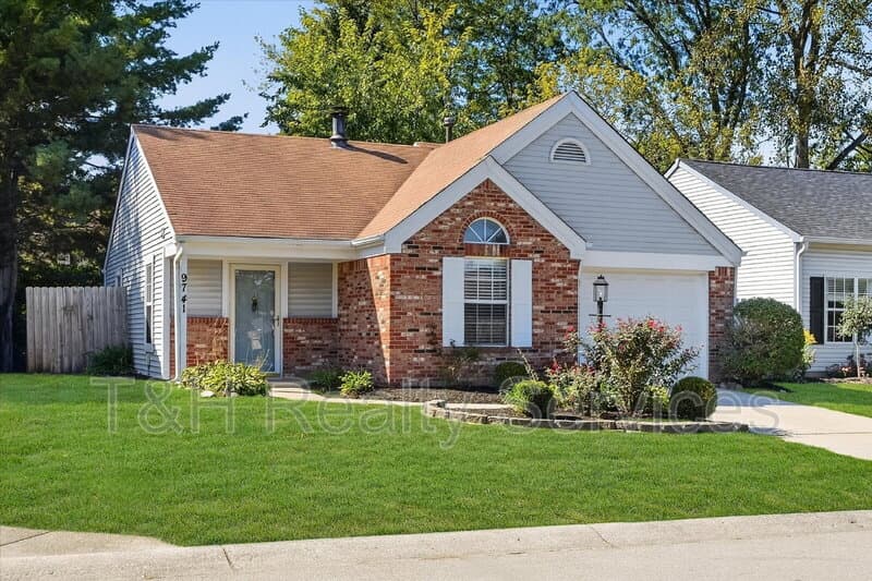 Fishers House: 9741 Roxbury Drive