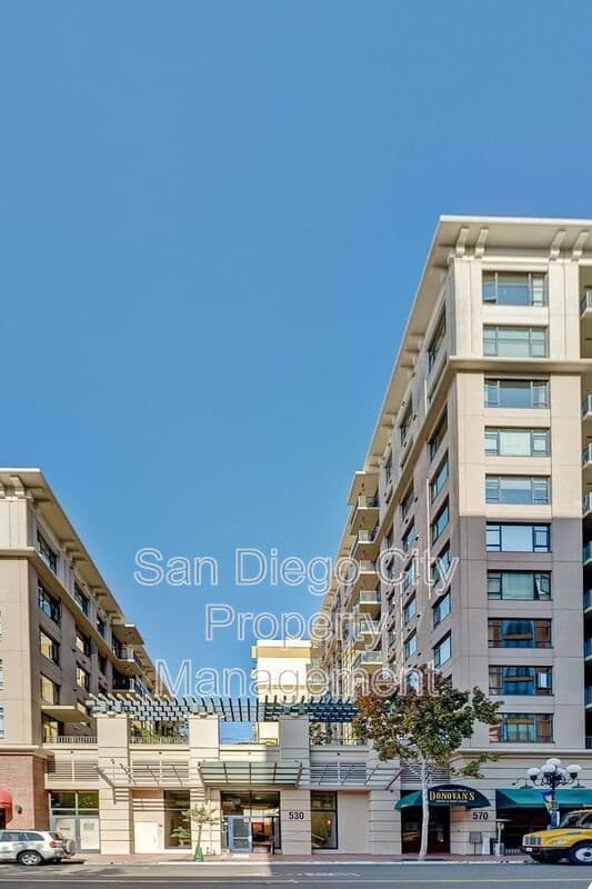 San Diego House: 530 K Street