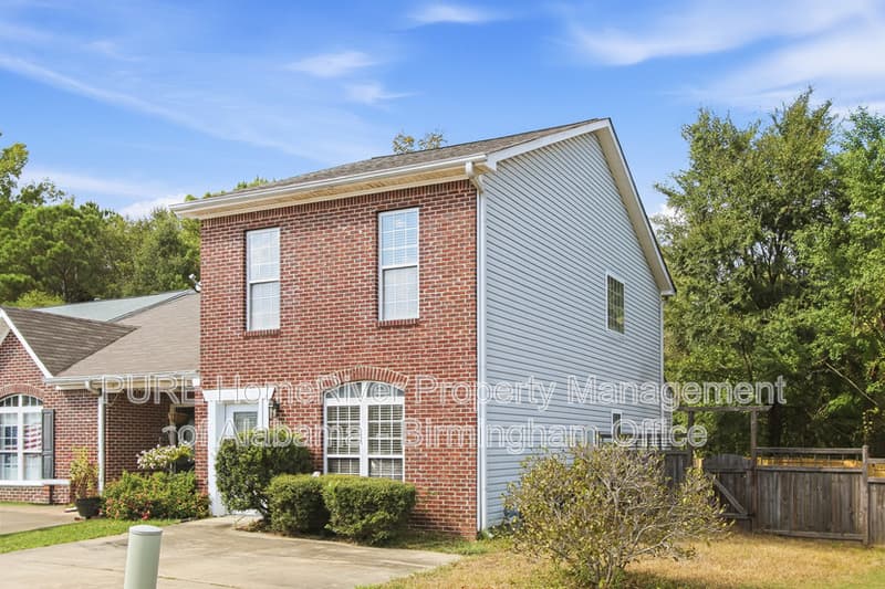 Alabaster House: 206 Park Village Circle