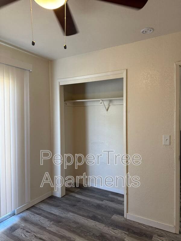 Coalinga Townhome: 720 E Elm Ave
