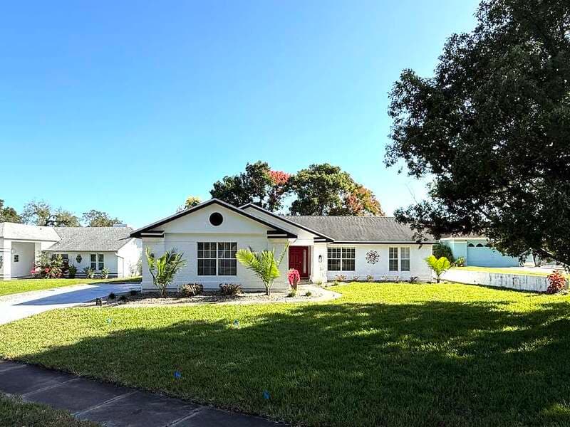 Hudson House: 13636 Dunwoody Court