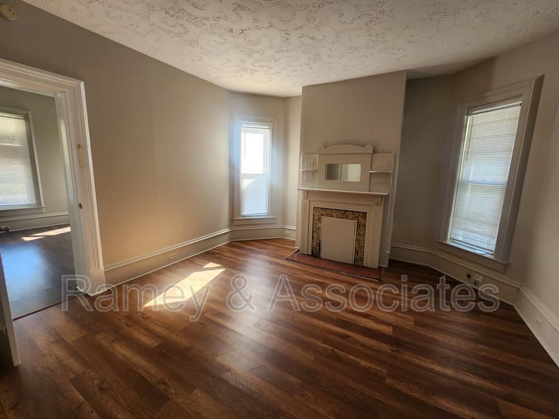 Louisville Condo: 1842 Bolling Ave