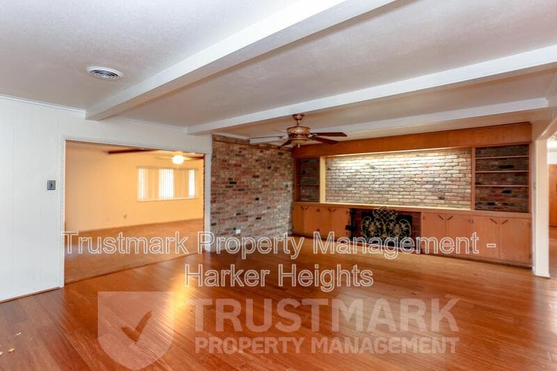 Harker Heights House: 101 Highland Oaks Drive