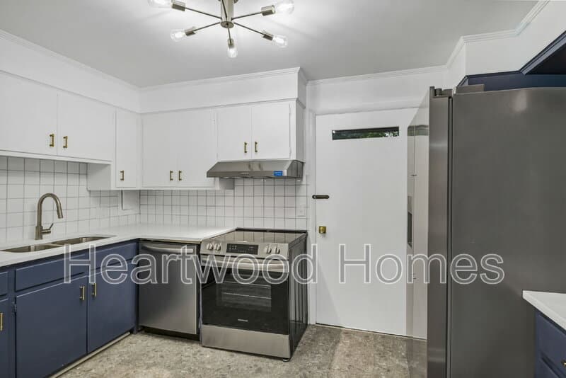Columbia Condo: 934 Laurens Street