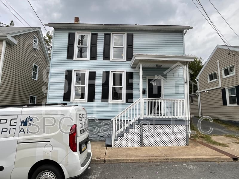 Waynesboro House: 47 East North Street