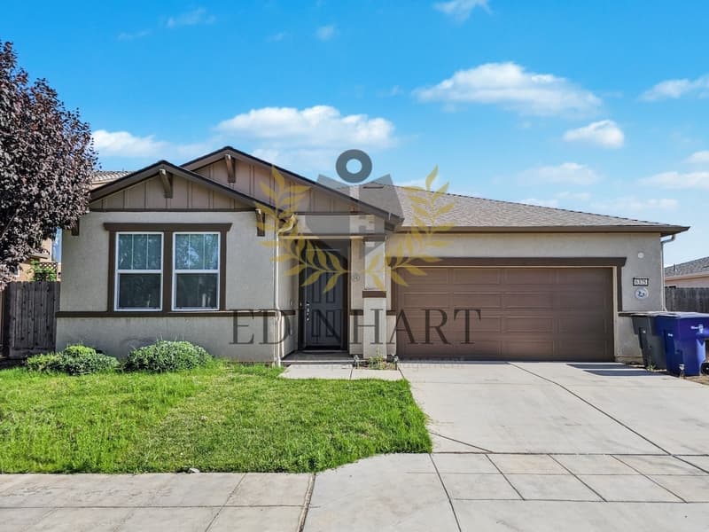 Fresno House: 6375 West Pico Avenue