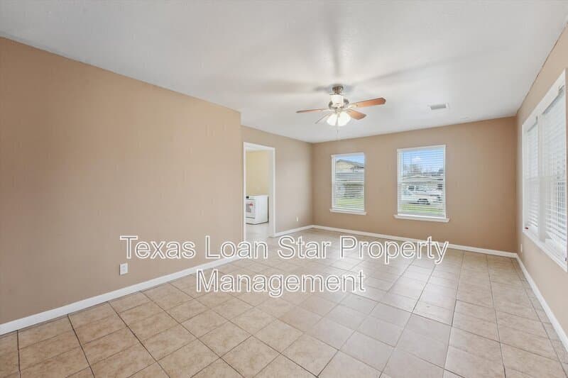 Houston House: 1107 Defender Street