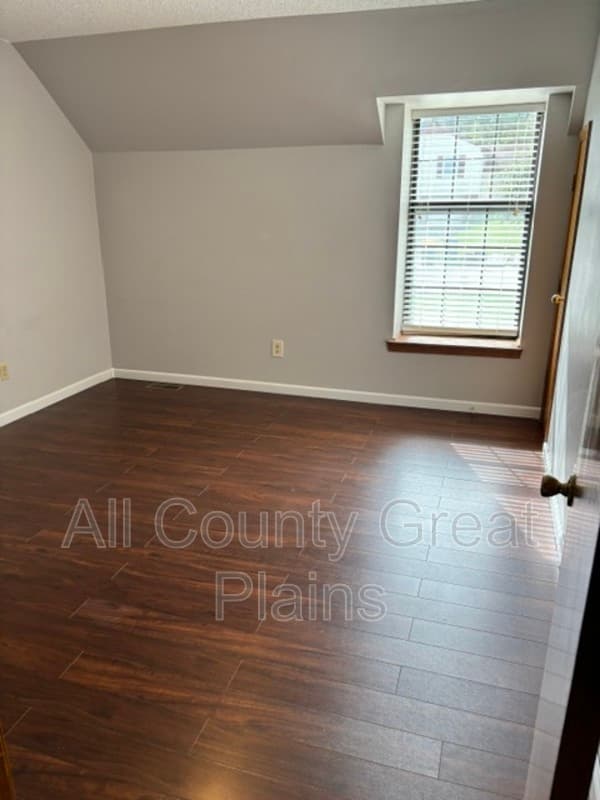 Mission Townhome: 4980 W 60th Terrace