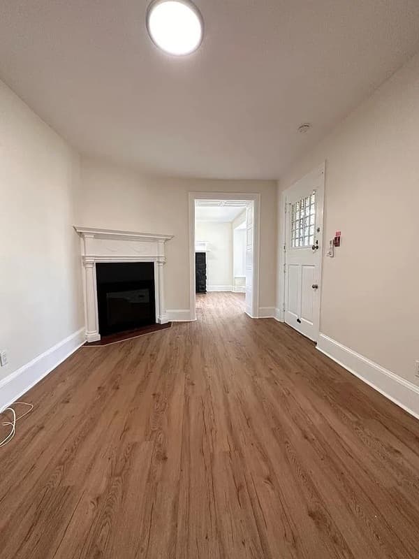 Philadelphia Condo: 144 W Washington Ln