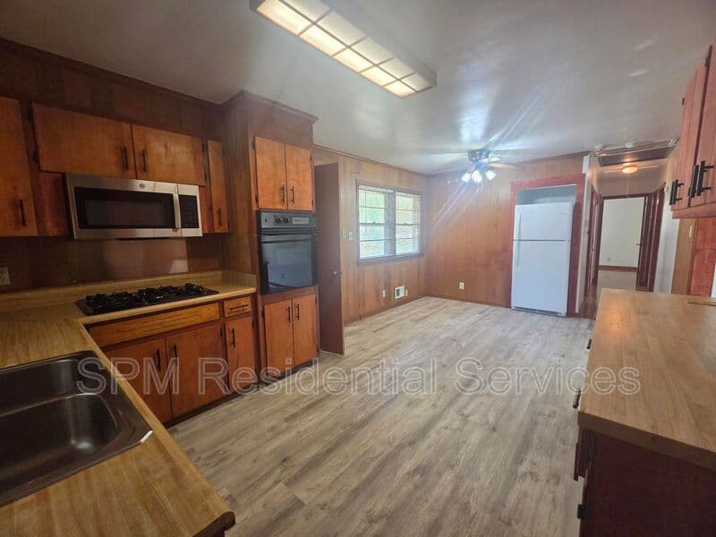 Wilmington House: 4209 Mcclelland Dr
