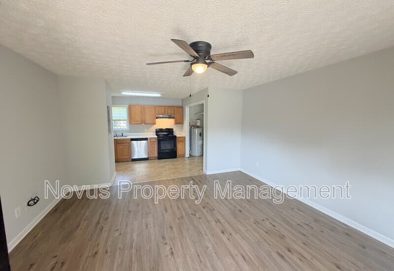 Carrollton Condo: 62 Plowshare