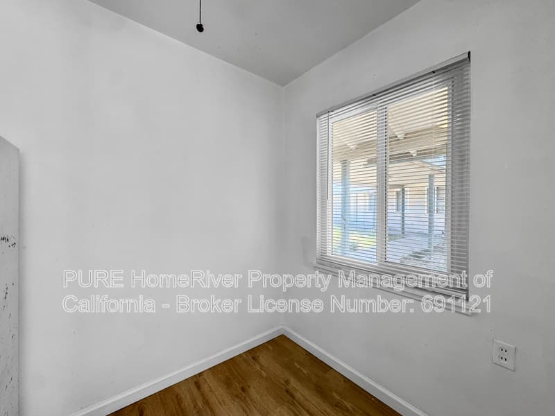 Sacramento Condo: 2957 Howe Ave