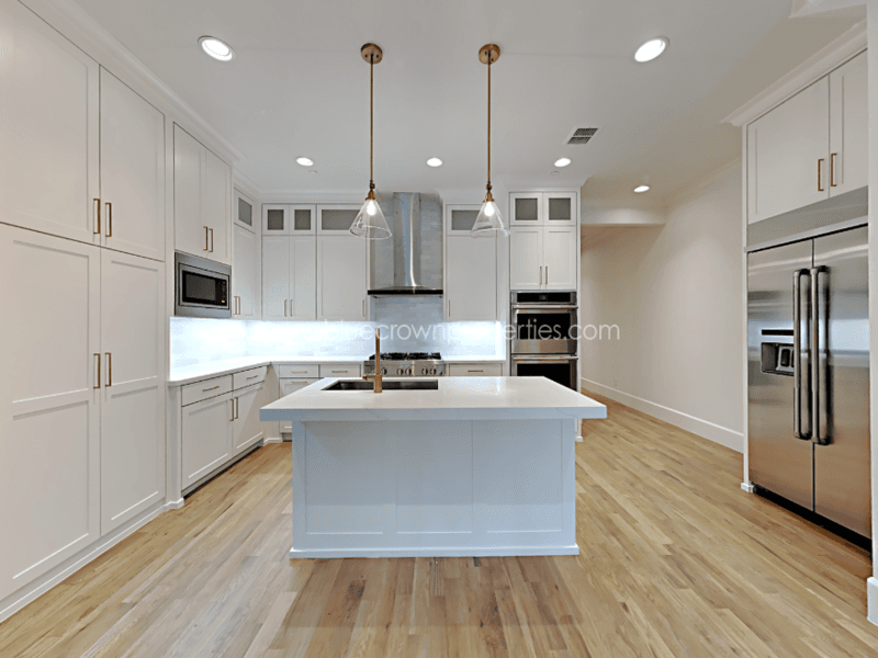 Dallas House: 4417 Emerson Ave