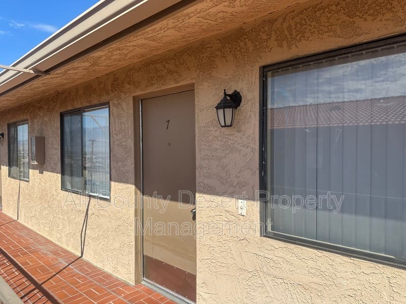 Desert Hot Springs Condo: 13079 Eliseo Rd