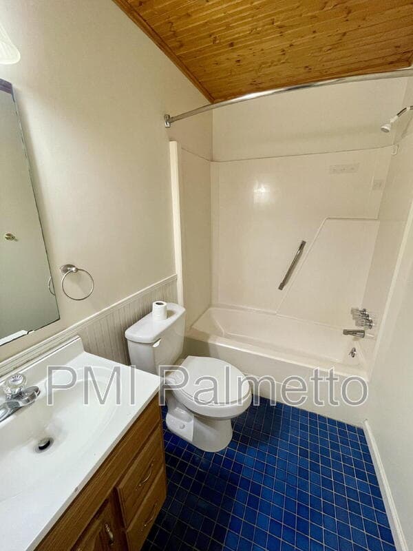 Columbia Condo: 61 Battery Walk Ct