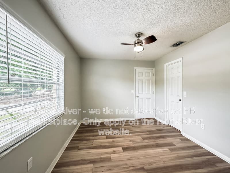 Orlando House: 1263 Woodman Way