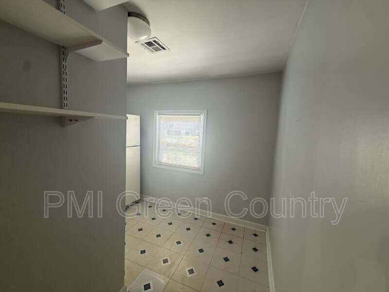 Tulsa House: 2811 E 1st Pl